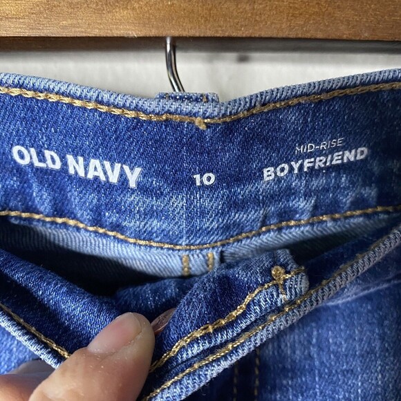 Old Navy Womens Sz 10 Distressed Boyfriend ankle jeans mid rise raw hem - Picture 7 of 15